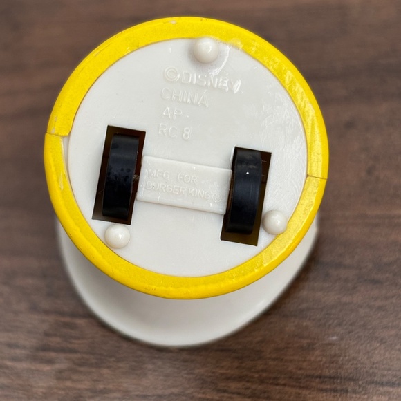 Disney Beauty And The Beast CHIP Tea Cup Burger King PULL BACK Figure Toy Wheels - Picture 2 of 7